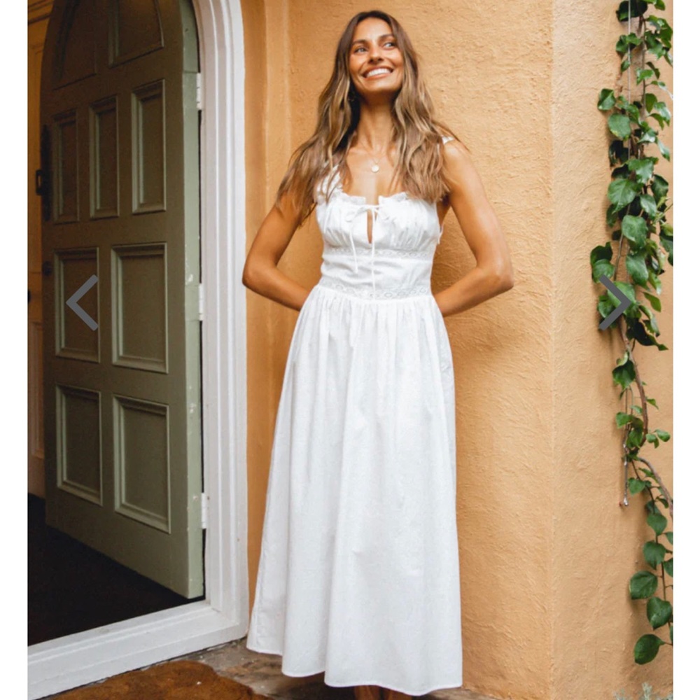 NWT VRG GRL French Silhouette Midi Dress // White